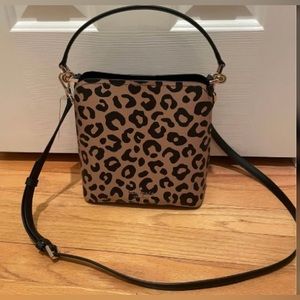 Kate Spade Small Bucket Darcy Leopard Print